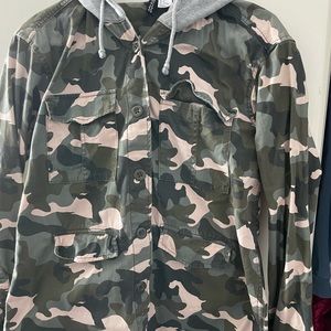 H&M camo jacket with gray hood